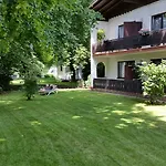 Buechner Garni Bad König
