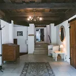 Buechner Garni Hotel 3*