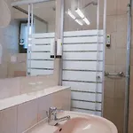 Buechner Garni Hotel