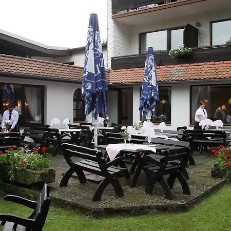 Büchner Garni Hotel