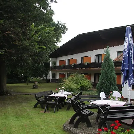 Buechner Garni 3* Bad König