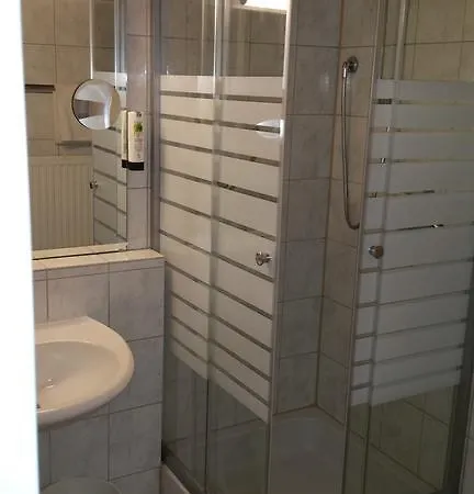 Buechner Garni Otel