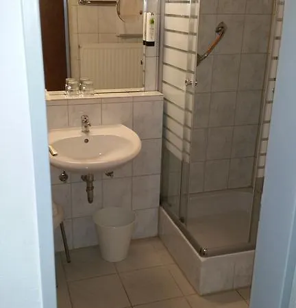 Buechner Garni Szálloda