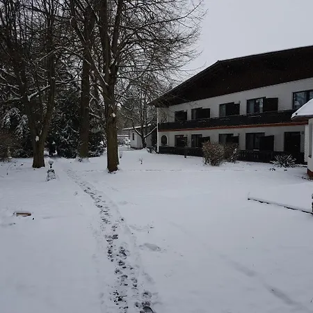 Büchner Garni Hotel